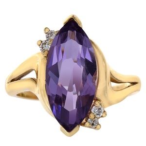 3.00 Carat Amethyst & 0.08 Carat Diamond Ring